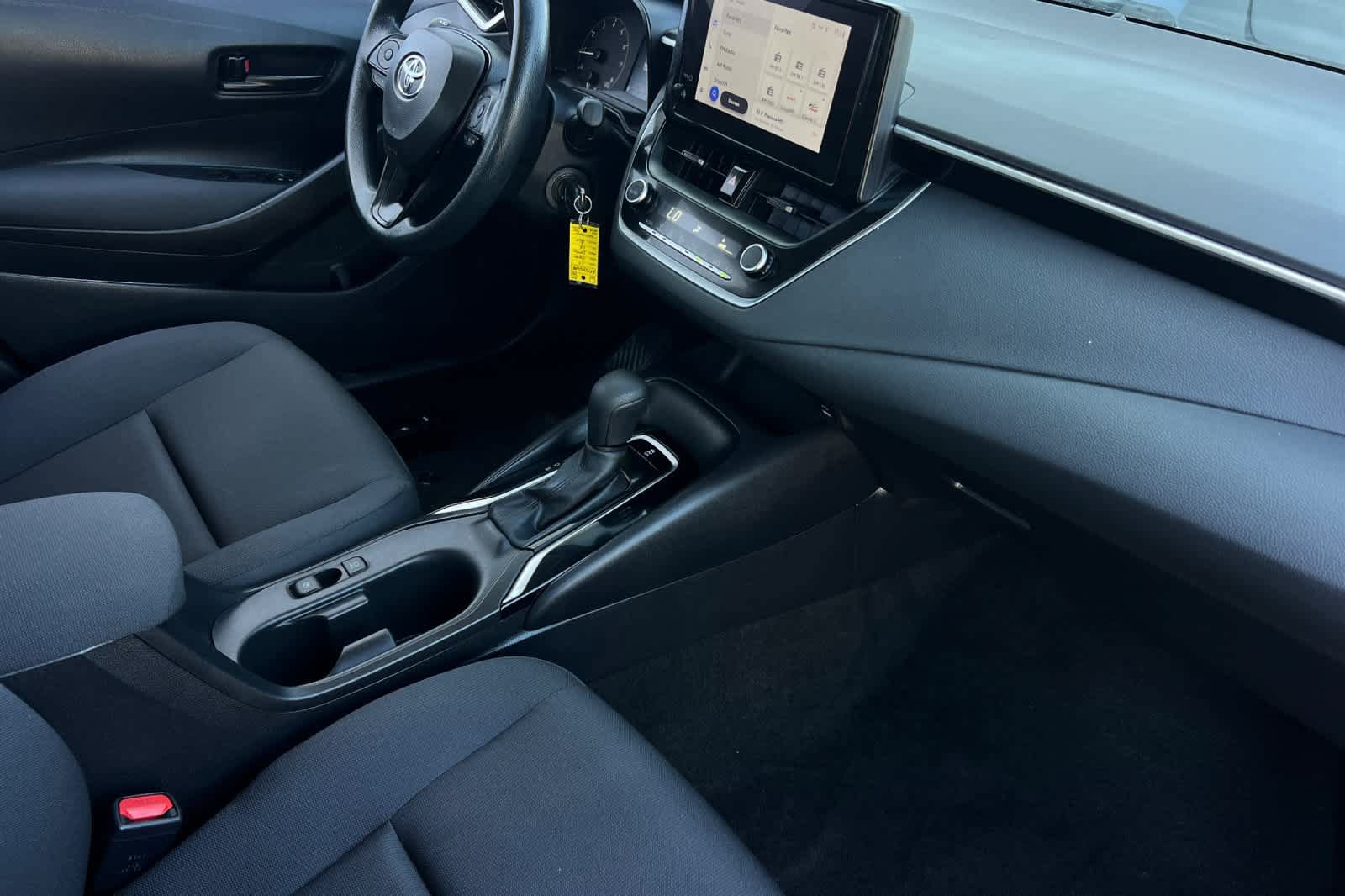 Used 2024 Toyota Corolla LE FWD image 16