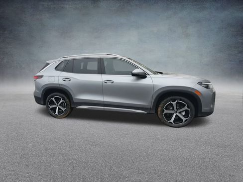 New 2025 Volkswagen Tiguan SE image 24