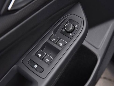 Certified 2024 Volkswagen GTI SE w/ SE Leather Seats Package image 8