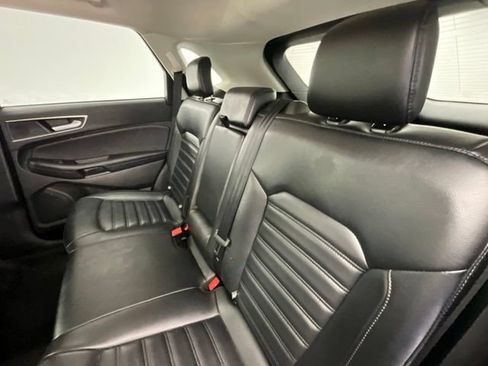 Used 2023 Ford Edge SEL AWD/4WD image 7