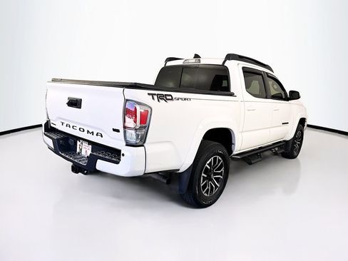 Used 2022 Toyota Tacoma TRD Sport w/ Technology Package image 10