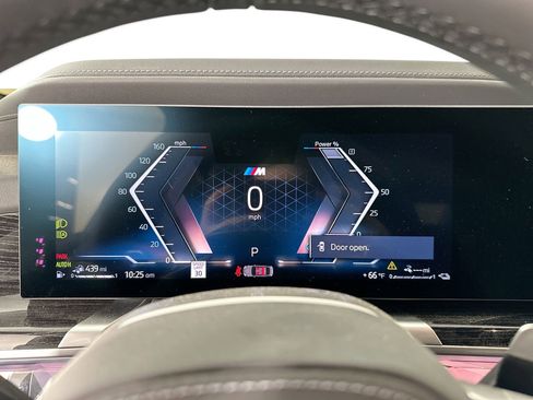 New 2026 BMW 750e xDrive w/ Executive Package image 10