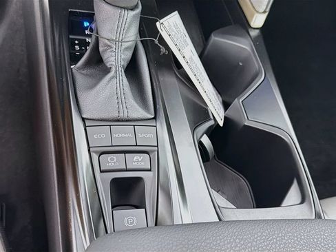 New 2026 Toyota Camry SE FWD image 19