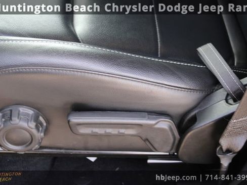 Used 2023 Jeep Wrangler Unlimited Sahara image 42