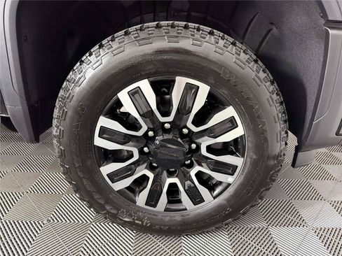New 2026 GMC Sierra 2500 Denali Ultimate AWD/4WD image 11