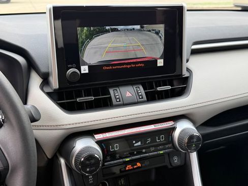 Used 2025 Toyota RAV4 XLE Premium FWD image 18