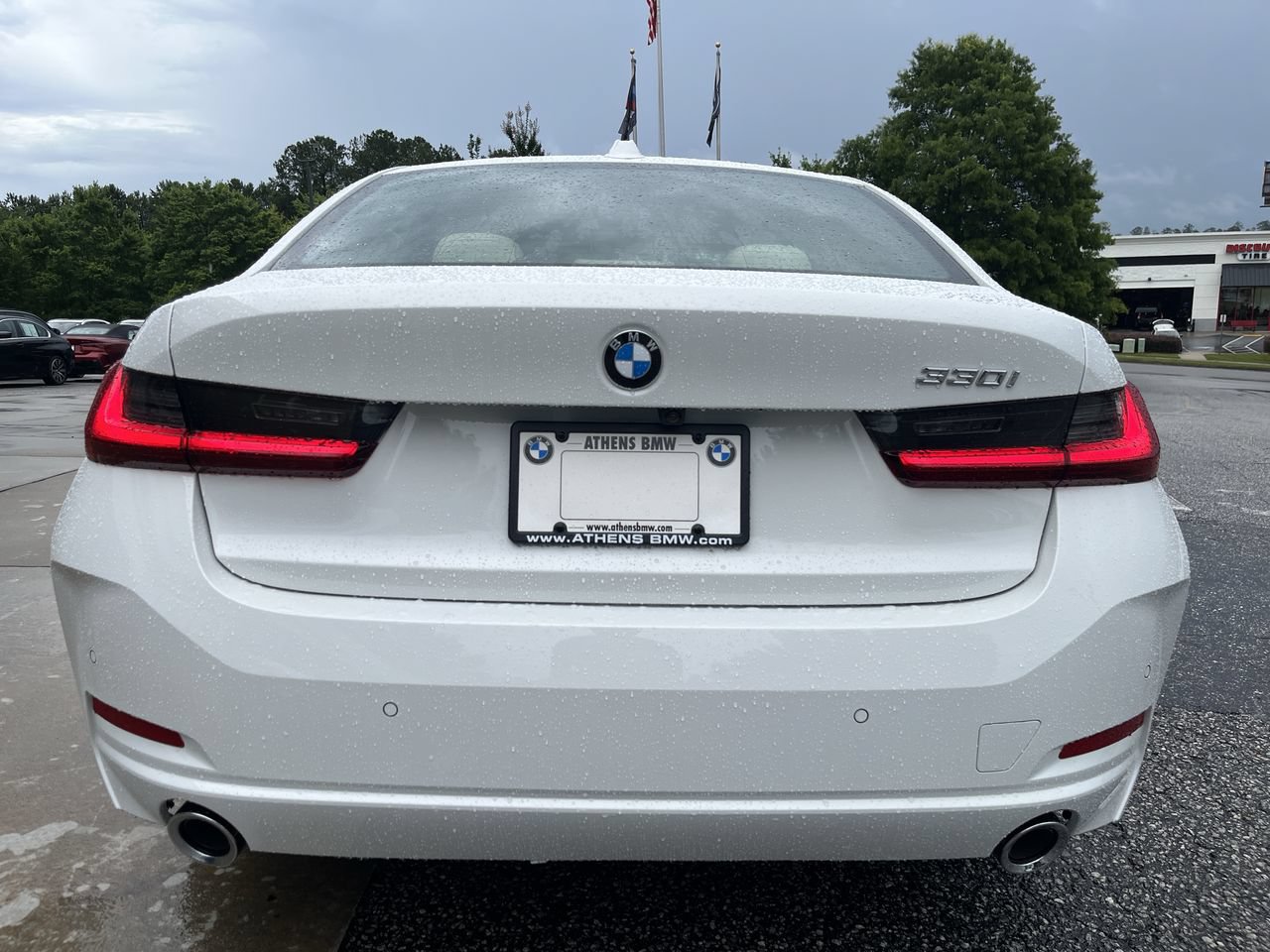 Used 2026 BMW 330i Sedan w/ Premium Package RWD image 12