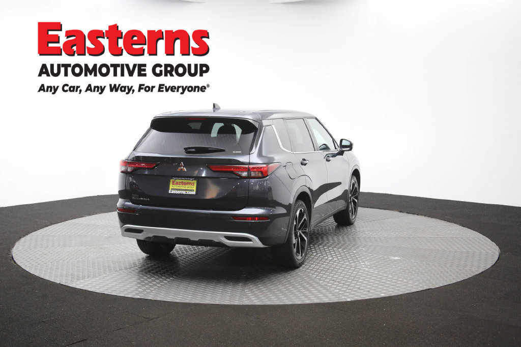 Used 2024 Mitsubishi Outlander SE AWD/4WD image 43