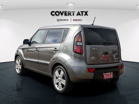 Used 2011 Kia Soul ! image 6