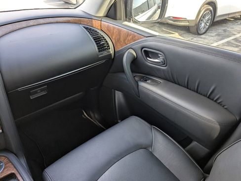 Used 2023 Nissan Armada SL w/ Captain's Chairs Package image 17