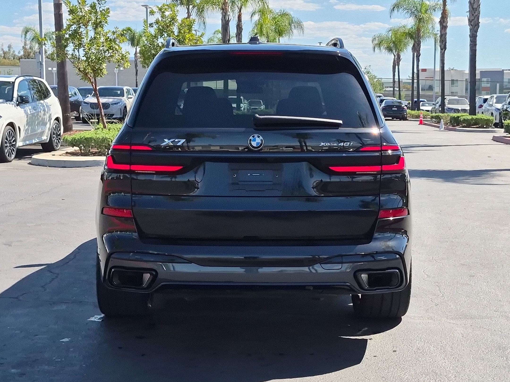 Used 2026 BMW X7 xDrive40i w/ Executive Package AWD/4WD image 9