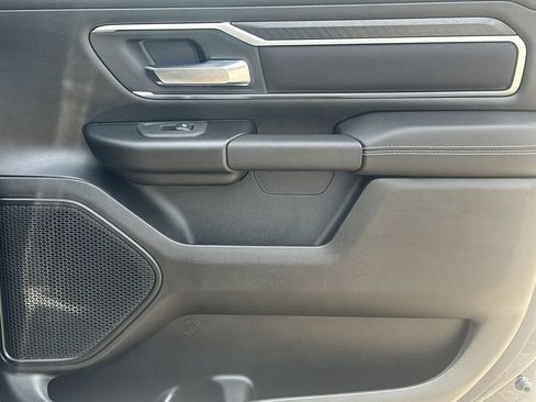 Used 2025 RAM 1500 Big Horn AWD/4WD image 17