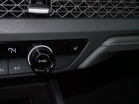 Certified 2025 Honda Accord SE image 30