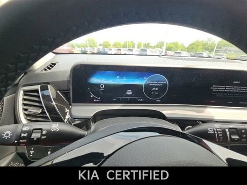 Used 2024 Kia Seltos S AWD/4WD image 19