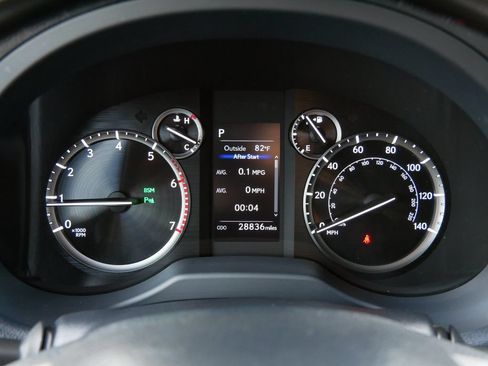 Used 2022 Lexus GX 460 Premium w/ Premium Package AWD/4WD image 22
