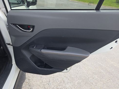 Certified 2024 Subaru Crosstrek 2.5i Limited w/ Crosstrek Mirror Package AWD/4WD image 9