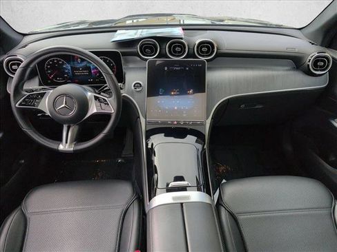 Used 2024 Mercedes-Benz GLC 300 GLC 300 image 19
