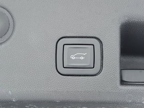 Used 2024 Chevrolet Equinox RS image 30