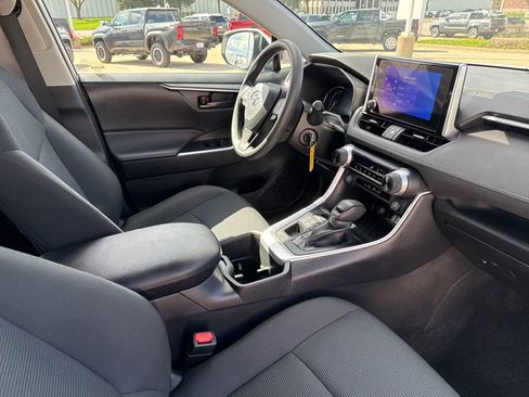 Certified 2024 Toyota RAV4 LE image 21