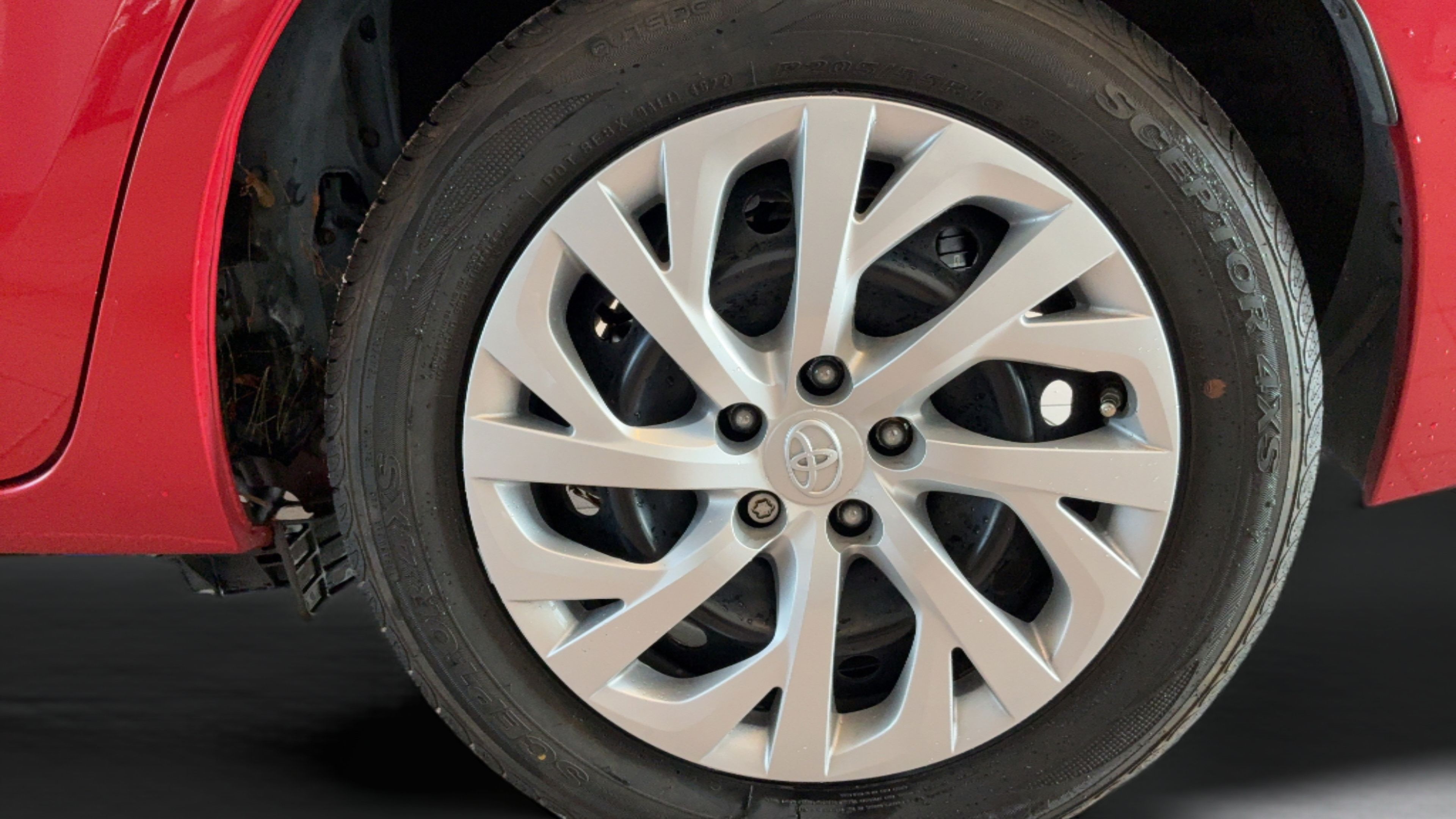 Used 2019 Toyota Corolla LE FWD image 43