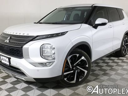 Used 2023 Mitsubishi Outlander SE