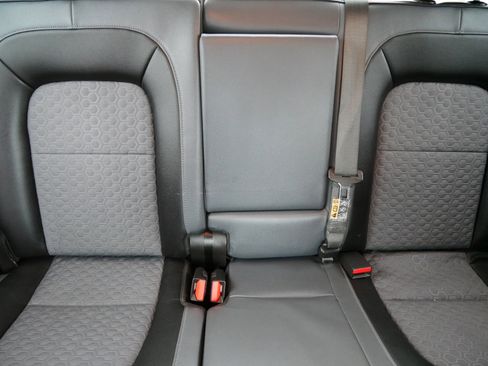 Used 2016 Chevrolet Colorado Z71 image 13