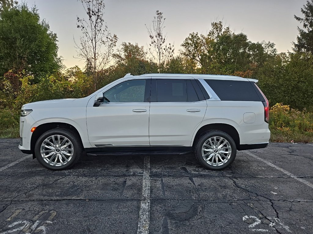 Certified 2024 Cadillac Escalade Premium Luxury w/ LPO, Floor Liner Package AWD/4WD image 10