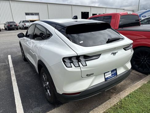 Used 2023 Ford Mustang Mach-E Select w/ Comfort Package Lite AWD/4WD image 6