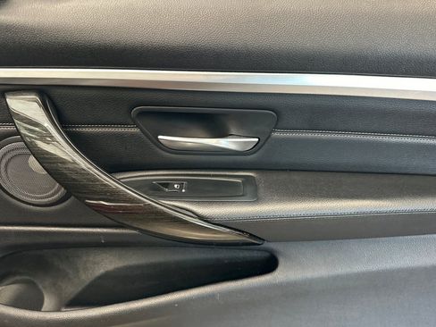 Used 2018 BMW 440i xDrive Convertible AWD/4WD image 19