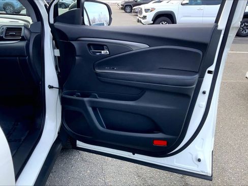 Used 2019 Honda Ridgeline RTL image 22