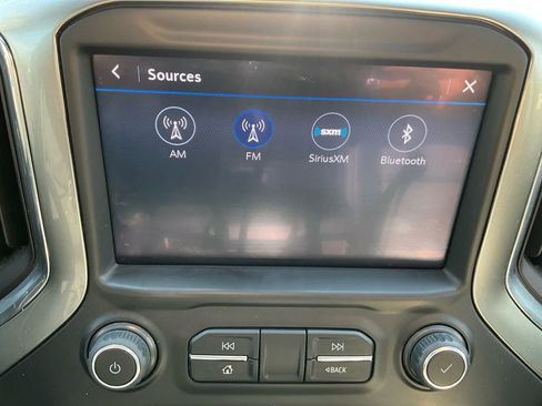 Used 2021 Chevrolet Silverado 2500 LT w/ Convenience Package image 19