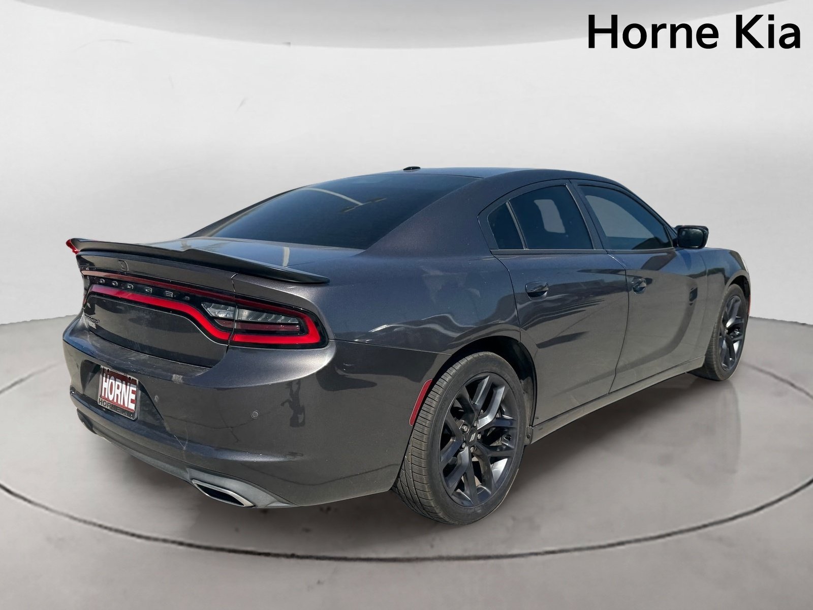 Used 2021 Dodge Charger SXT w/ Blacktop Package RWD image 4