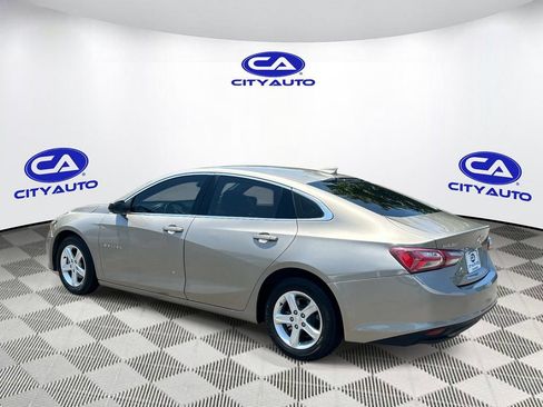 Used 2022 Chevrolet Malibu LT FWD image 7