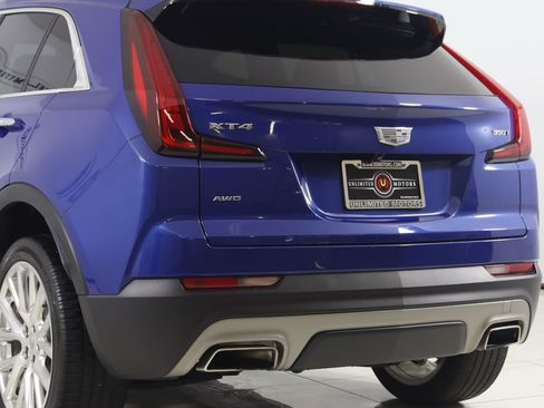 Used 2021 Cadillac XT4 Premium Luxury w/ LPO, Radiant Package AWD/4WD image 25