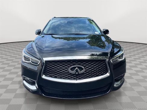 Used 2020 INFINITI QX60 Luxe w/ Essential Package FWD image 3