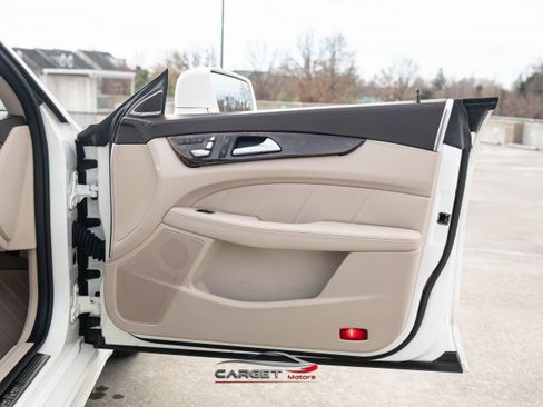 Used 2017 Mercedes-Benz CLS 550 w/ Premium 2 Package image 43