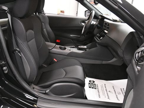 Used 2025 Nissan Z Sport w/ Floor Mat Package RWD image 21