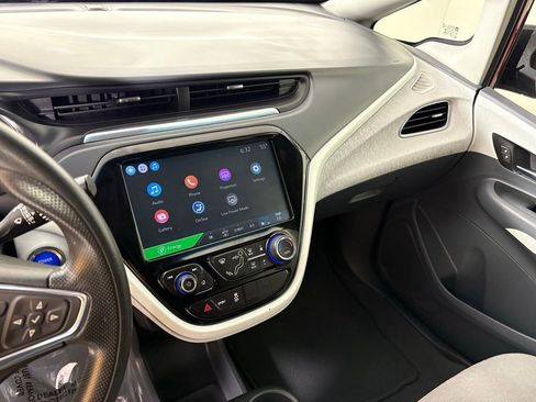 Used 2021 Chevrolet Bolt LT image 28