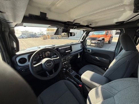 New 2026 Jeep Wrangler Unlimited Sport image 18