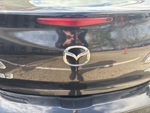 Used 2013 MAZDA MAZDA3 i Touring w/ Preferred Equipment Pkg image 9