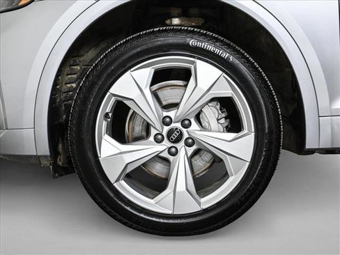 Used 2023 Audi Q5 2.0T Premium Plus w/ Premium Plus Package image 25