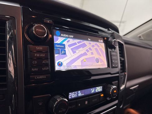 Used 2018 Nissan Titan Platinum Reserve AWD/4WD image 42