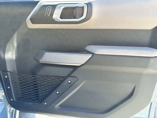 Used 2023 Ford Bronco Wildtrak AWD/4WD image 25