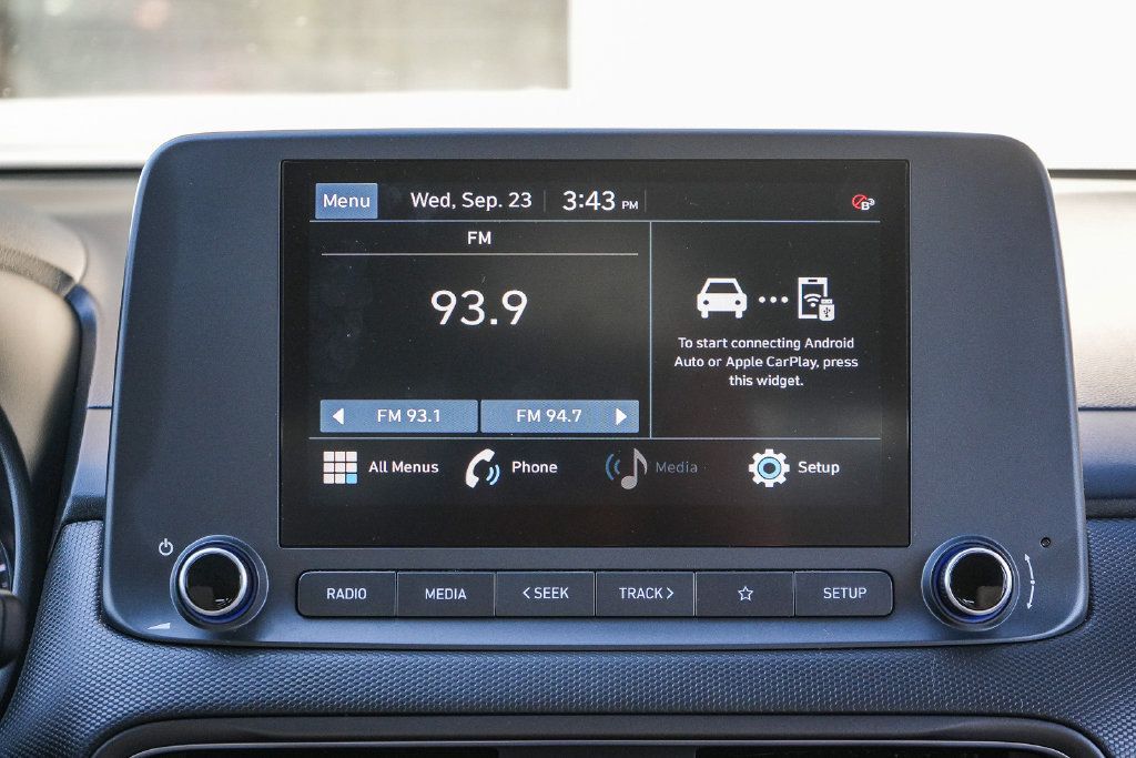 Used 2023 Hyundai Kona SEL AWD/4WD image 14