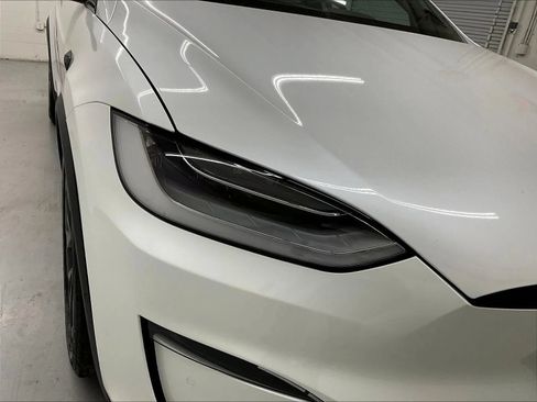 Used 2022 Tesla Model X AWD/4WD image 36