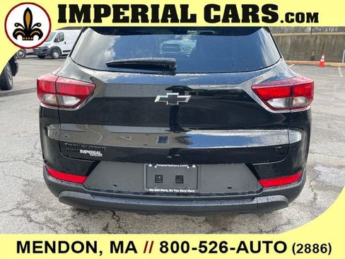 New 2026 Chevrolet TrailBlazer LT w/ Convenience Package AWD/4WD image 10