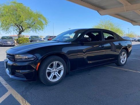 Used 2022 Dodge Charger SXT RWD image 1