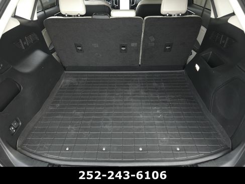 Used 2024 Ford Edge Titanium AWD/4WD image 30