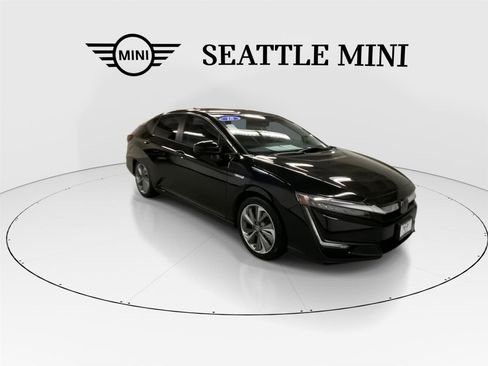 Used 2018 Honda Clarity Plug-In Hybrid image 2