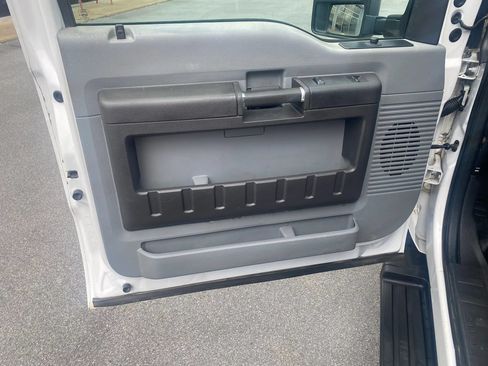 Used 2015 Ford F350 XL AWD/4WD image 9